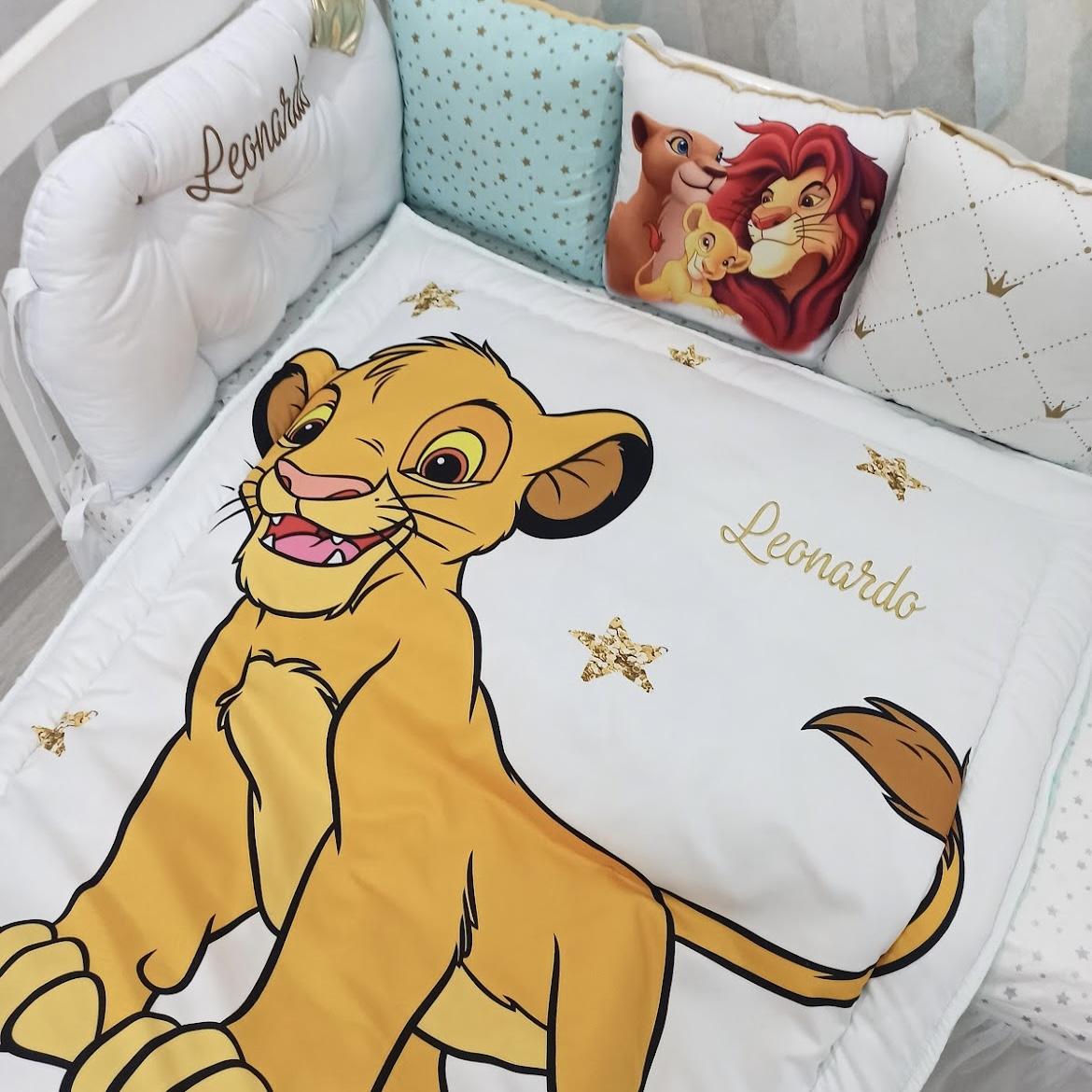 Set cuscini con la stampa Simba e nala bianco oro