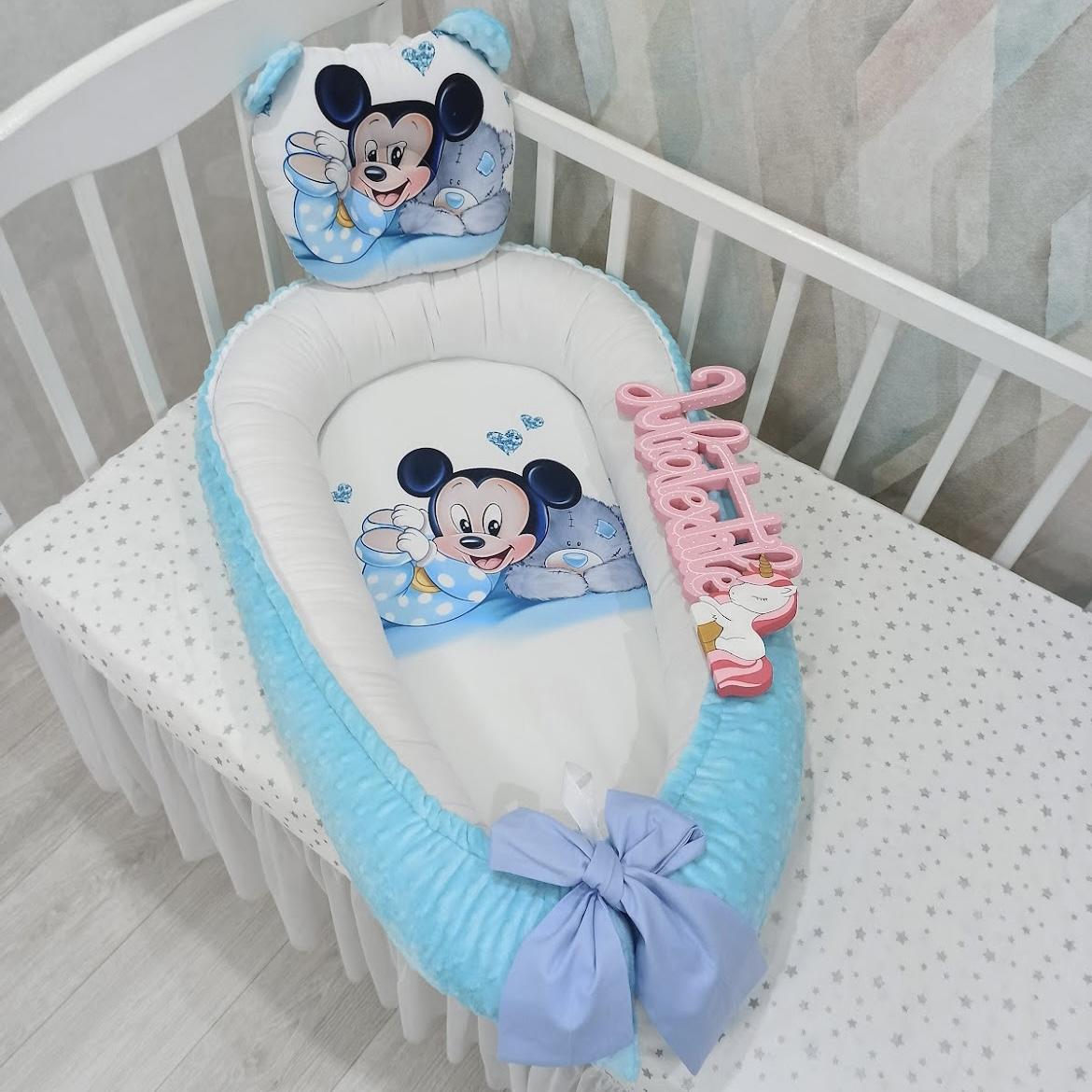 Reducer with mickey and gray white blue bear print