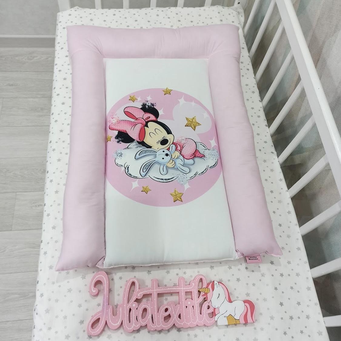 Changing mat with Minnie print with pink white bunny