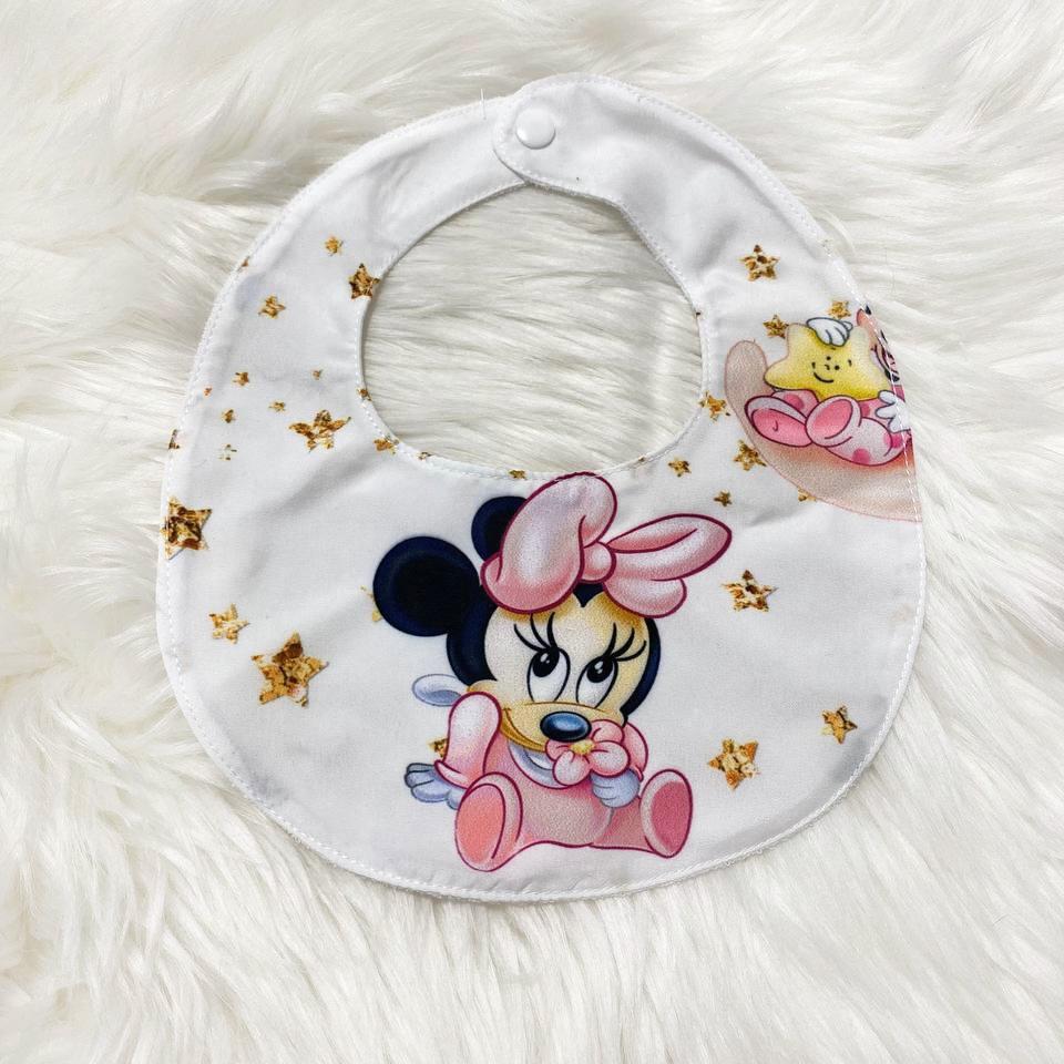 Bib with Minnie Mouse print with white pink flower