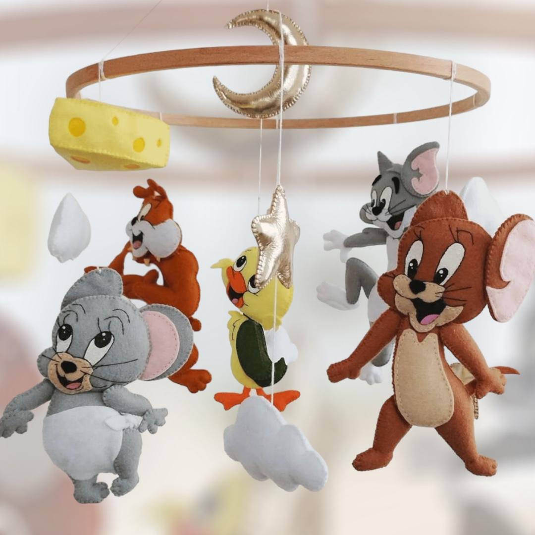 Giostrina Musicale Tom & Jerry: Melodie Divertenti e Magia per il Tuo Bambino