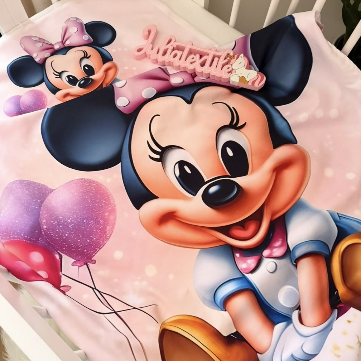 Set lenzuola rosa per lettino con Minnie