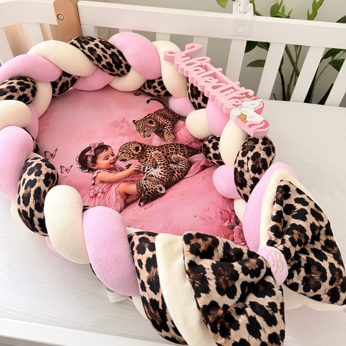 Riduttore Intrecciato 2 in 1 Personalizzato per Neonati – Leopardo e Rosa